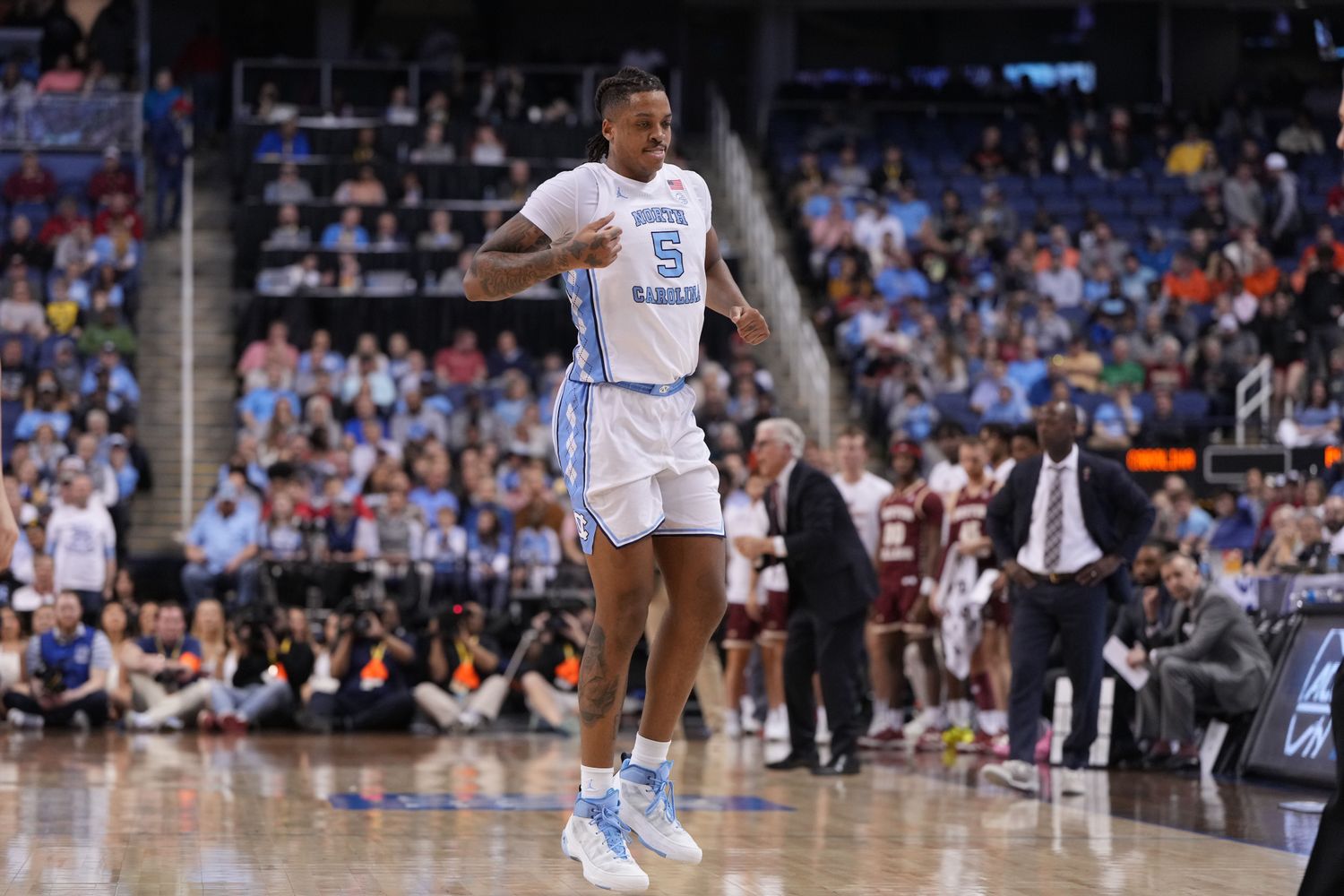 North Carolina Tar Heels forward Armando Bacot hops off after being injured.